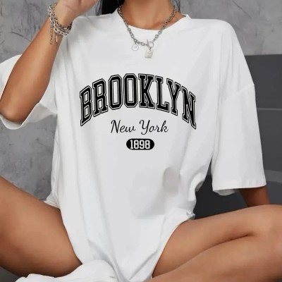 Kadın Brooklyn Baskılı Tişört Kısa Kol Bisiklet Yaka Oversize T-Shirt - Beyaz Kadın Brooklyn Baskılı Tişört Kısa Kol Bisiklet Yaka Oversize T-Shirt - Beyaz