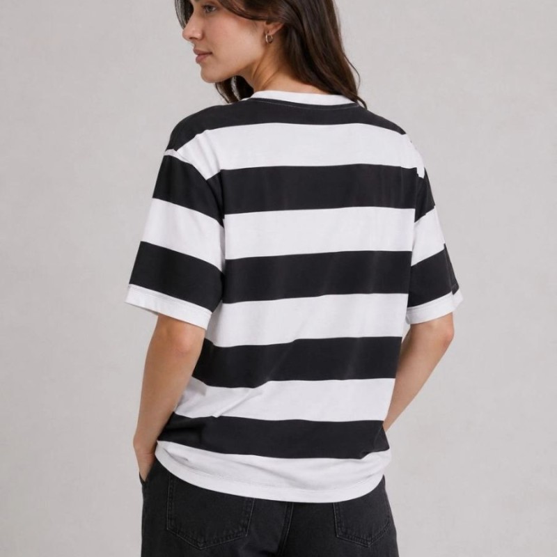 Kadın Çizgili Oversize Tişört Bisiklet Yaka Kısa Kol Yazlık T-Shirt - Siyah Kadın Çizgili Oversize Tişört Bisiklet Yaka Kısa Kol Yazlık T-Shirt - Siyah