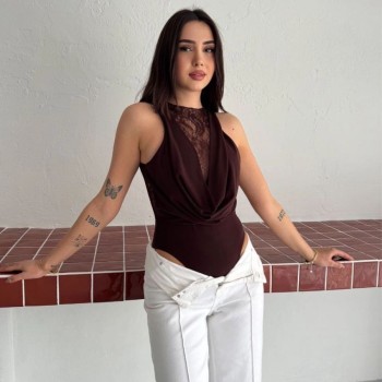Kadın Dantel Detaylı Derin Dekolte Body Şık Kolsuz Yazlık Bodysuit - Kahvrenegi