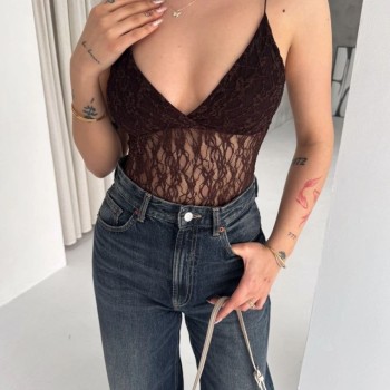 Kadın Dantel Detaylı Derin Dekolte Body Şık Kolsuz Yazlık Bodysuit - Kahvrenegi Kadın Dantel Detaylı Derin Dekolte Body Şık Kolsuz Yazlık Bodysuit - Kahvrenegi
