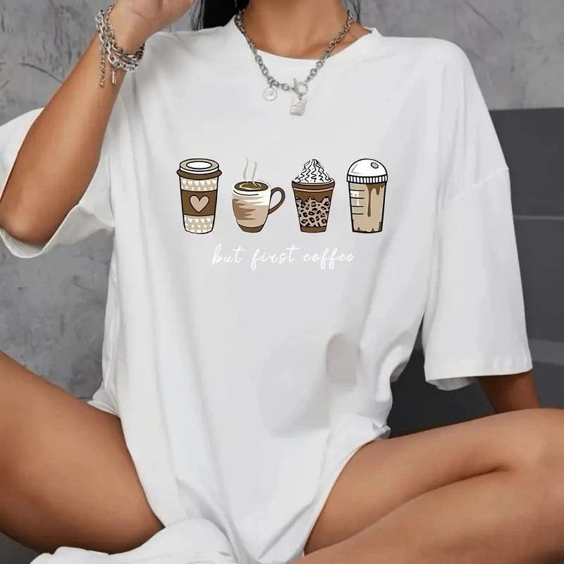 Kadın Kahve Desen Baskılı Tişört Kısa Kol Bisiklet Yaka Oversize T-Shirt - Beyaz Kadın Kahve Desen Baskılı Tişört Kısa Kol Bisiklet Yaka Oversize T-Shirt - Beyaz