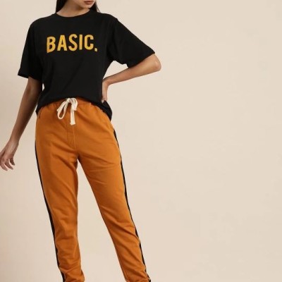 Kadın Kısa Kol Yazlık Tişört Bisiklet Yaka BASIC Baskılı T-Shirt - Siyah Kadın Kısa Kol Yazlık Tişört Bisiklet Yaka BASIC Baskılı T-Shirt - Siyah