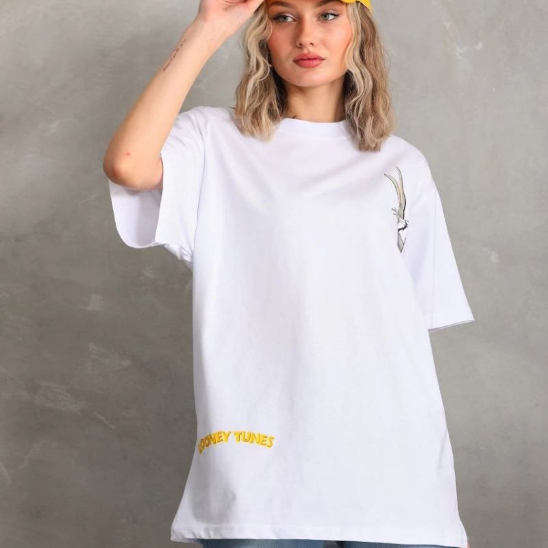 Kadın Kısa Kol Yazlık Tişört Bisiklet Yaka Baskılı Oversize T-Shirt - Beyaz Kadın Kısa Kol Yazlık Tişört Bisiklet Yaka Baskılı Oversize T-Shirt - Beyaz