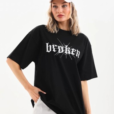 Kadın Kısa Kol Yazlık Tişört Bisiklet Yaka Baskılı Oversize T-Shirt - Siyah Kadın Kısa Kol Yazlık Tişört Bisiklet Yaka Baskılı Oversize T-Shirt - Siyah