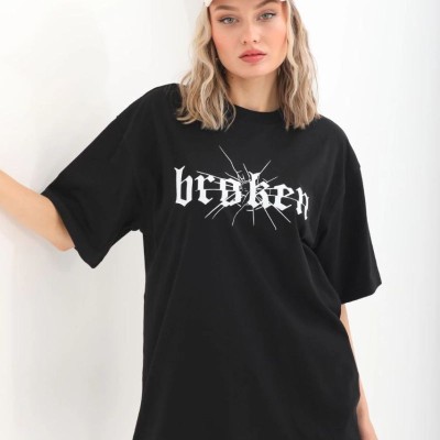 Kadın Kısa Kol Yazlık Tişört Bisiklet Yaka Baskılı Oversize T-Shirt - Siyah Kadın Kısa Kol Yazlık Tişört Bisiklet Yaka Baskılı Oversize T-Shirt - Siyah
