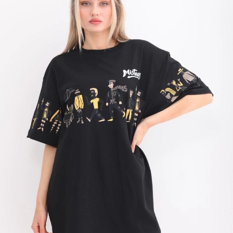 Kadın Kısa Kol Yazlık Tişört Bisiklet Yaka Baskılı Oversize T-Shirt - Siyah Kadın Kısa Kol Yazlık Tişört Bisiklet Yaka Baskılı Oversize T-Shirt - Siyah