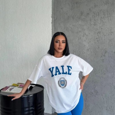 Kadın Kısa Kol Yazlık Tişört Bisiklet Yaka YALE Baskılı T-Shirt - Beyaz Kadın Kısa Kol Yazlık Tişört Bisiklet Yaka YALE Baskılı T-Shirt - Beyaz