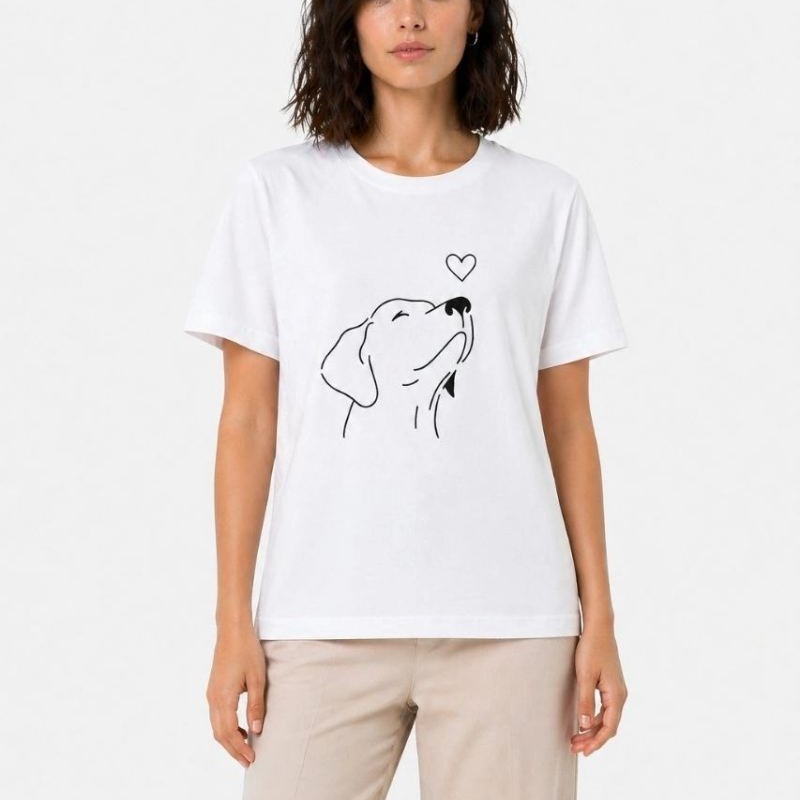 Kadın Köpek Figürlü Minimal Baskılı Tişört Kısa Kol Yazlık T-Shirt - Beyaz Kadın Köpek Figürlü Minimal Baskılı Tişört Kısa Kol Yazlık T-Shirt - Beyaz