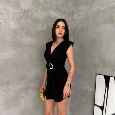 Kadın Kruvaze Drapeli Tokalı Mini Elbise Şık Gece Davet Abiye - Siyah Kadın Kruvaze Drapeli Tokalı Mini Elbise Şık Gece Davet Abiye - Siyah