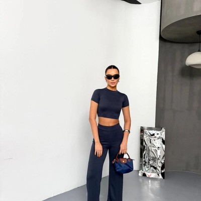 Kadın Osy Modal Yumuşak Dokulu Kumaş Kısa Kollu Crop Alt ispanyol Paça Pantolon ikili Takım - Füme Kadın Osy Modal Yumuşak Dokulu Kumaş Kısa Kollu Crop Alt ispanyol Paça Pantolon ikili Takım - Füme