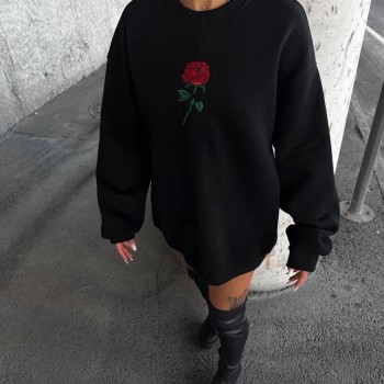 Kadın Oversize Kapüşonlu Cepli GÜL Baskılı 3 İplik Pamuklu Hoodie Sweatshirt - Siyah Kadın Oversize Kapüşonlu Cepli GÜL Baskılı 3 İplik Pamuklu Hoodie Sweatshirt - Siyah