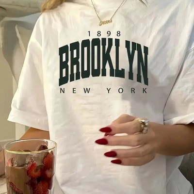 Kadın Tişört Bisiklet Yaka Brooklyn Baskılı Kısa Kollu T-shirt - Beyaz Kadın Tişört Bisiklet Yaka Brooklyn Baskılı Kısa Kollu T-shirt - Beyaz