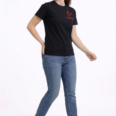 Kadın TÜRKİYE Ay Yıldız Baskılı Taraftar Forma T-Shirt - Siyah Kadın TÜRKİYE Ay Yıldız Baskılı Taraftar Forma T-Shirt - Siyah