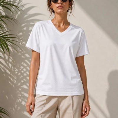 Kadın V Yaka Basic Tişört Kısa Kol Yazlık Regular Fit T-Shirt - Beyaz Kadın V Yaka Basic Tişört Kısa Kol Yazlık Regular Fit T-Shirt - Beyaz