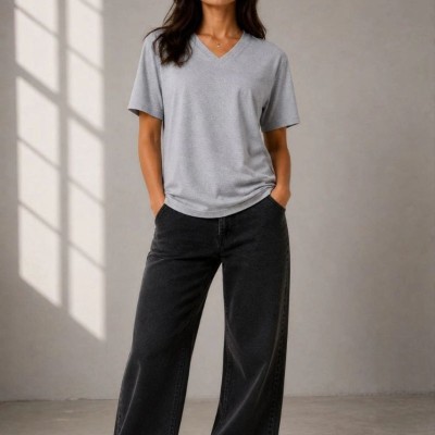 Kadın V Yaka Basic Tişört Kısa Kol Yazlık Regular Fit T-Shirt - Gri Kadın V Yaka Basic Tişört Kısa Kol Yazlık Regular Fit T-Shirt - Gri