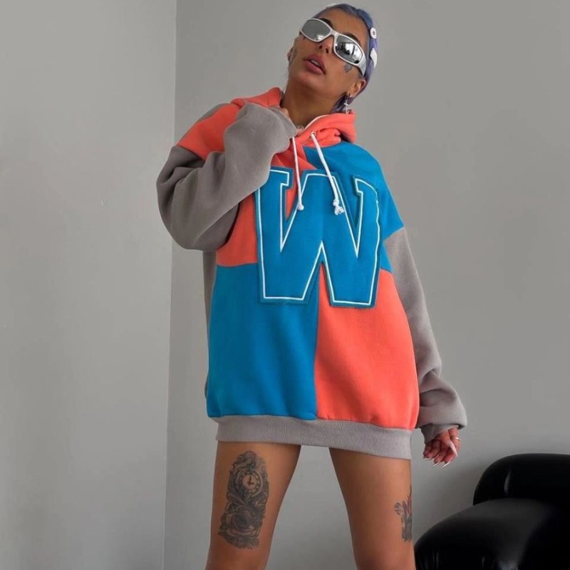 Kadın W Nakış İşlemeli Kapüşonlu 3 iplik pamuklu Parçalı Sweatshirt Hoodie - Mavi Kadın W Nakış İşlemeli Kapüşonlu 3 iplik pamuklu Parçalı Sweatshirt Hoodie - Mavi