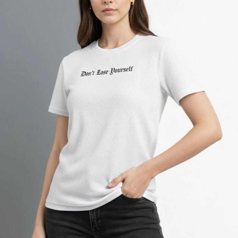 Kadın Wafıl Kumaş Tişört Regular Kalıp Bisiklet Yaka Baskılı T-Shirt - Beyaz Kadın Wafıl Kumaş Tişört Regular Kalıp Bisiklet Yaka Baskılı T-Shirt - Beyaz