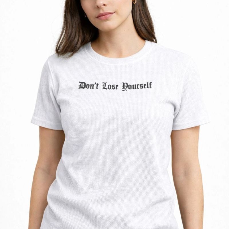 Kadın Wafıl Kumaş Tişört Regular Kalıp Bisiklet Yaka Baskılı T-Shirt - Beyaz Kadın Wafıl Kumaş Tişört Regular Kalıp Bisiklet Yaka Baskılı T-Shirt - Beyaz