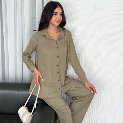Kadın Yakalı Düğmeli Uzun Kollu Gömlek Pantolon ikili Takım - Bej Kadın Yakalı Düğmeli Uzun Kollu Gömlek Pantolon ikili Takım - Bej