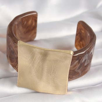 Kahverengi Mermer Desen Akrilik Plastik Gold Kare Plaka Model Vintage Kadın Bilezik Kahverengi Mermer Desen Akrilik Plastik Gold Kare Plaka Model Vintage Kadın Bilezik