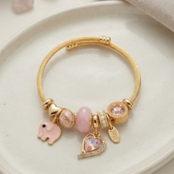 Kalp ve Fil Model Pembe Charmlı Bileklik Kalp ve Fil Model Pembe Charmlı Bileklik