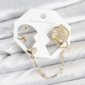Kalp Yıldız Model Pirinç Gold Renk Zincir Bağlantılı Ear Cuff Küpe Seti Kalp Yıldız Model Pirinç Gold Renk Zincir Bağlantılı Ear Cuff Küpe Seti