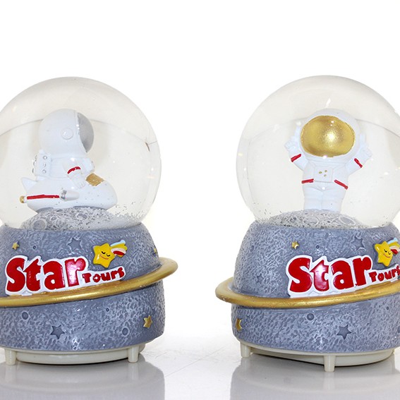 Kar Küresi Işıklı Müzikli 13 Cm Kar Küresi Işıklı Müzikli 13 Cm