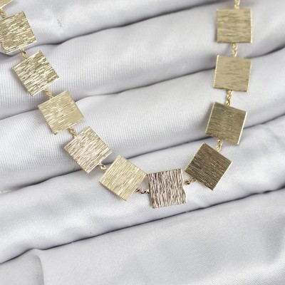 Kare Plaka Model Gold Renk Kadın Kolye Kare Plaka Model Gold Renk Kadın Kolye