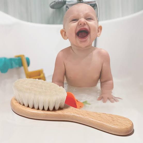 Keçi Kılı Organik Bebek Banyo Tarağı Keçi Kılı Organik Bebek Banyo Tarağı
