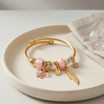 Kelebek Model Gold Renk Pembe Charmlı Bileklik