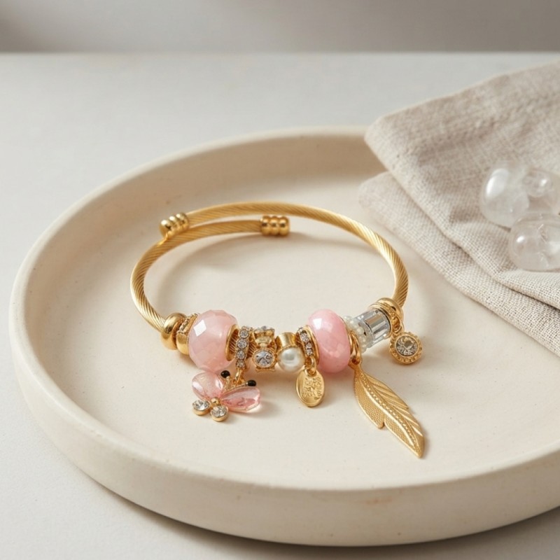 Kelebek Model Gold Renk Pembe Charmlı Bileklik