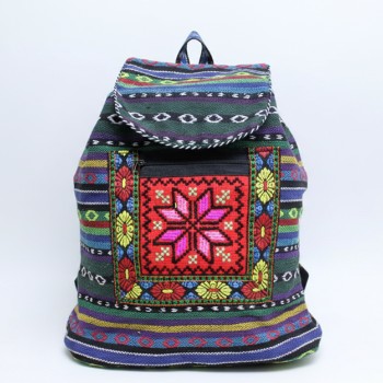 Kilim Desenli Sırt Çantası Kilim Desenli Sırt Çantası