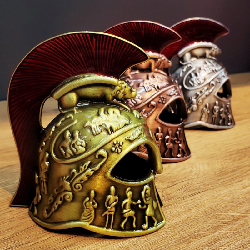 Metal Dekoratif Şövalye Miğferi - Tarihi Tasarım - 10x5 cm Metal Dekoratif Şövalye Miğferi - Tarihi Tasarım - 10x5 cm