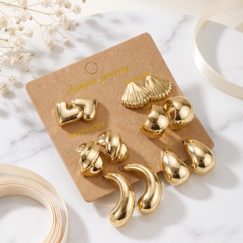 Metalik Kaplama Gold Renk CCB 6 Çift Kadın Küpe Seti Metalik Kaplama Gold Renk CCB 6 Çift Kadın Küpe Seti