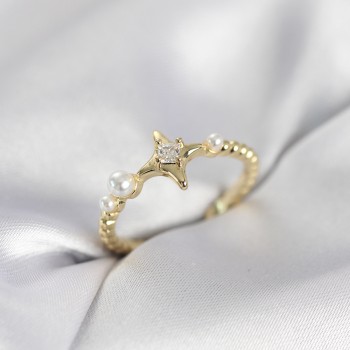 Minimal Kutup Yıldızı Model Zirkon Taşlı Gold Renk Kadın Yüzük Minimal Kutup Yıldızı Model Zirkon Taşlı Gold Renk Kadın Yüzük
