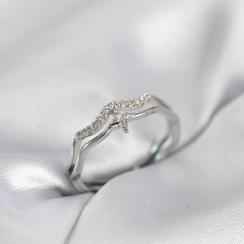 Minimal Yıldız Model Gümüş Renk Zirkon Taşlı Kadın Yüzük Minimal Yıldız Model Gümüş Renk Zirkon Taşlı Kadın Yüzük