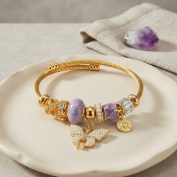 Mor Kelebek Model Gold Renk Charmlı Bileklik Mor Kelebek Model Gold Renk Charmlı Bileklik