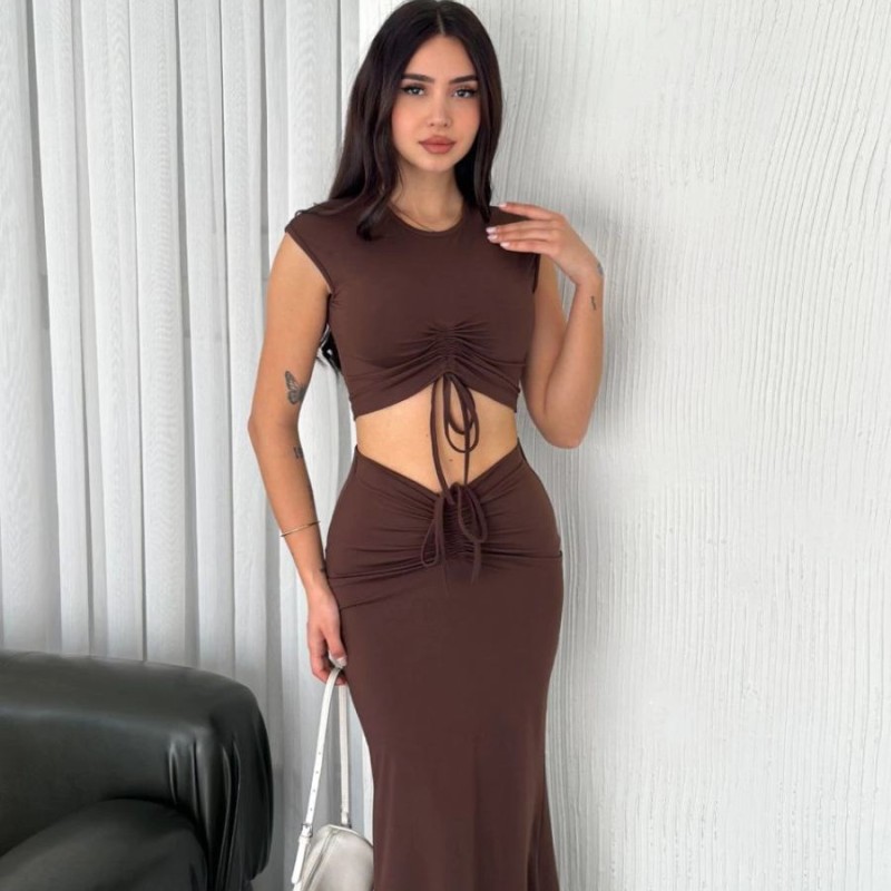 Osy Modal Yumuşak Dokulu Kumaş Büzgülü Crop Etek Takım -Kahverengi Osy Modal Yumuşak Dokulu Kumaş Büzgülü Crop Etek Takım -Kahverengi