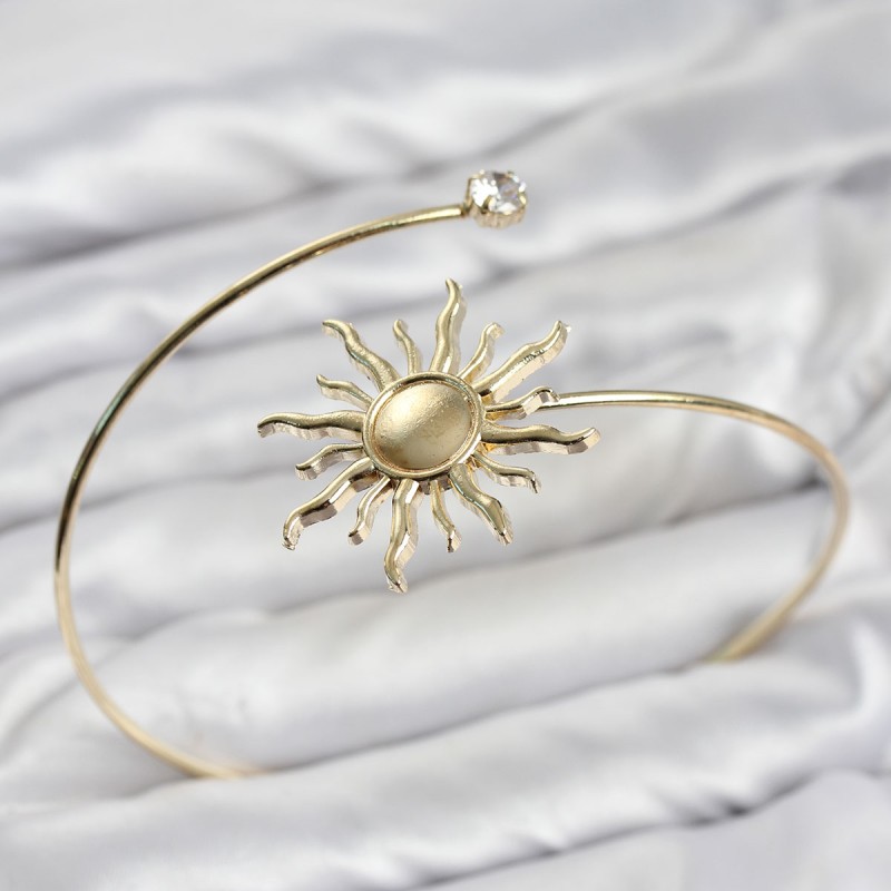 Pazu Bileklik Gold Renk Pirinç Güneş Model Pazu Bileklik Gold Renk Pirinç Güneş Model