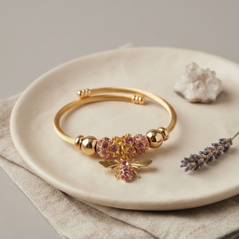 Pembe Arı Model Gold Renk Charm Bileklik