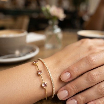 Pembe Kalp Model Zirkon Taşlı Gold Renk Kadın Bileklik