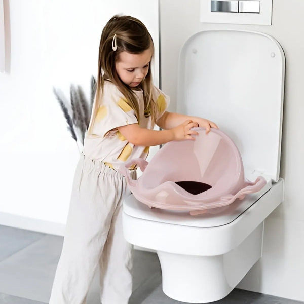 Pembe Kulplu Çocuk Klozet Adaptörü Pembe Kulplu Çocuk Klozet Adaptörü