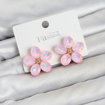 Pembe Renk Kristal Taşlı Çiçek Model Kadın Küpe