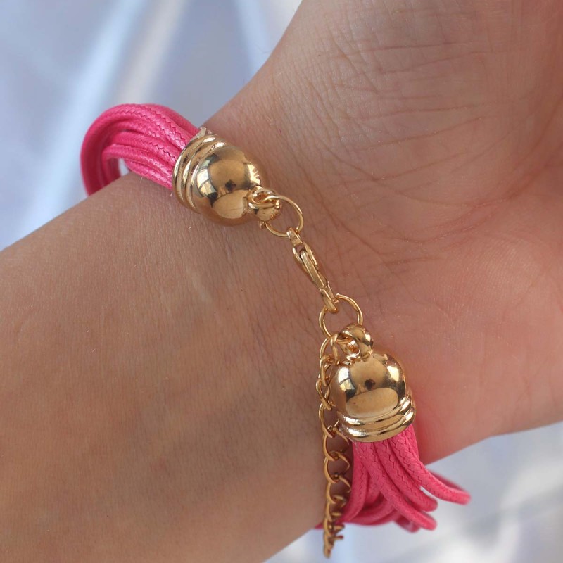 Pembe Renk Zirkon Taşlı Metal Aksesuarlı İpli Çoklu Bileklik Pembe Renk Zirkon Taşlı Metal Aksesuarlı İpli Çoklu Bileklik