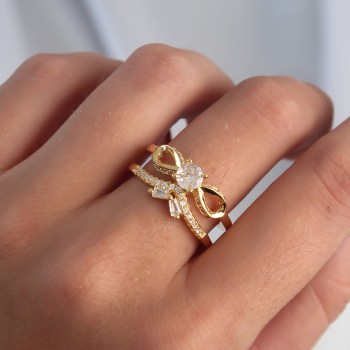 Pirinç Ayarlamalı Gold Renk Zirkon Taşlı 2li Görünüm Fiyonk Yüzük Pirinç Ayarlamalı Gold Renk Zirkon Taşlı 2li Görünüm Fiyonk Yüzük