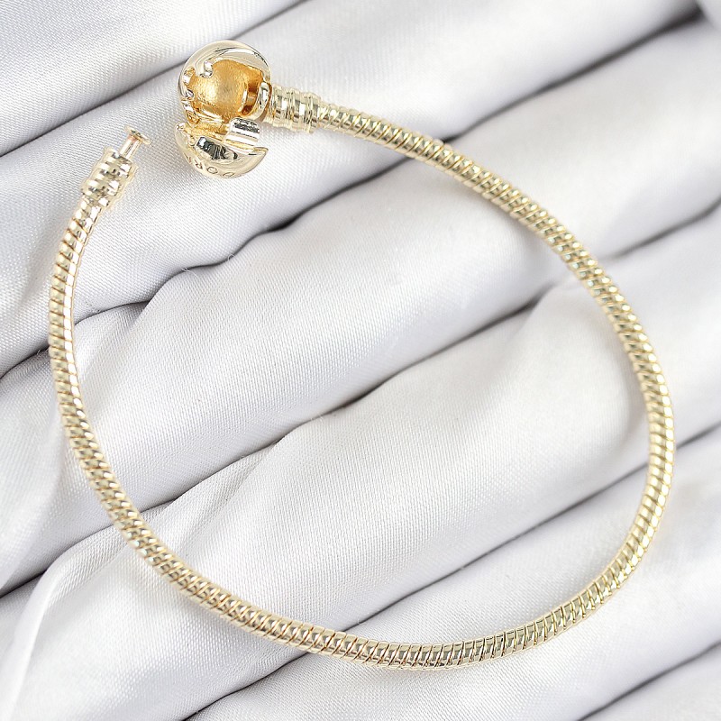 Pirinç Charm Topcuk Model Gold Renk Kadın Bileklik Pirinç Charm Topcuk Model Gold Renk Kadın Bileklik