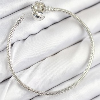 Pirinç Charm Topcuk Model Gümüş Renk Kadın Bileklik Pirinç Charm Topcuk Model Gümüş Renk Kadın Bileklik