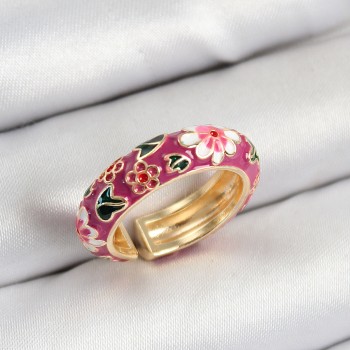 Pirinç Fuşya Mineli Çiçek Motifli Gold Renk Ayarlanabilir Kadın Yüzük Pirinç Fuşya Mineli Çiçek Motifli Gold Renk Ayarlanabilir Kadın Yüzük