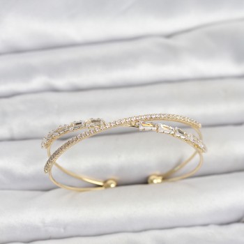 Pirinç Gold Renk Baget Zirkon Taşlı Kadın Bileklik Pirinç Gold Renk Baget Zirkon Taşlı Kadın Bileklik