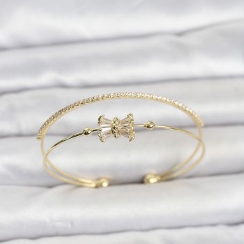 Pirinç Gold Renk Baget Zirkon Taşlı Objeli Kadın Bileklik Pirinç Gold Renk Baget Zirkon Taşlı Objeli Kadın Bileklik